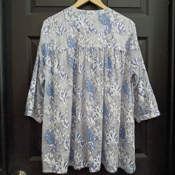 Roller Rabbit Sz. L Cotton Lightweight 3/4 Sleeve Tie Neck Popover Top - Picture 10 of 14